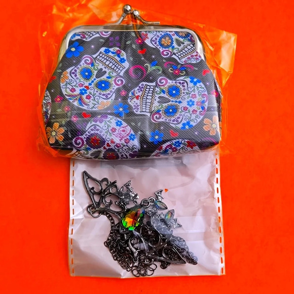 Jewelry - Gothic Crystal Demon Bat Alloy Pendant & PU Mexican Ethnic Purse